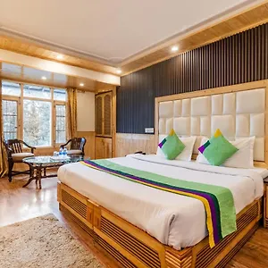 Hotel Treebo Greenland, Mall Road, Shimla